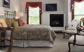 Brewster House Bed & Breakfast